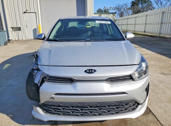 3KPA24AD1ME412478 2021 KIA RIO Silver Widok z przodu