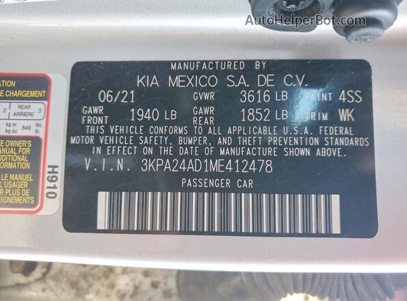 3KPA24AD1ME412478 2021 KIA RIO Silver Widok komory silnika