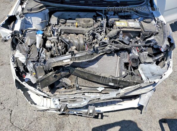3KPA24AD1NE462850 2022 KIA RIO White Rear interior view