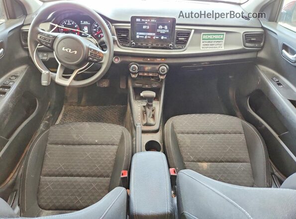 3KPA24AD1PE549117 2023 KIA RIO Red Вид панелі приладів