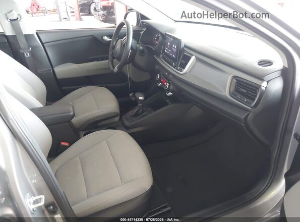 3KPA24AD1PE559890 2023 KIA RIO Silver Front interior view