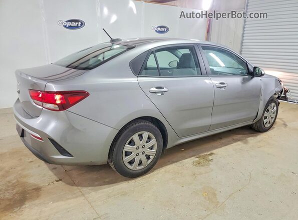 3KPA24AD1PE592548 2023 KIA RIO Gray Trasero derecho