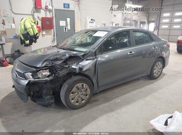 3KPA24AD2LE300660 2020 KIA RIO Gray წინა მარცხენა ხედი სამი მეოთხედიდან
