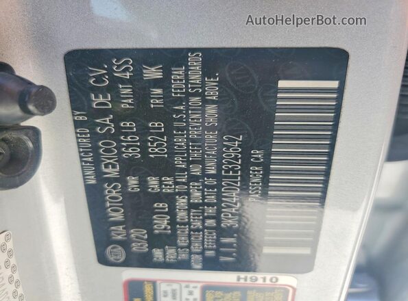 3KPA24AD2LE329642 2020 KIA RIO Silver Widok komory silnika