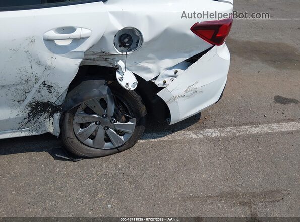 3KPA24AD2LE346067 2020 KIA RIO Белый Вид спереди