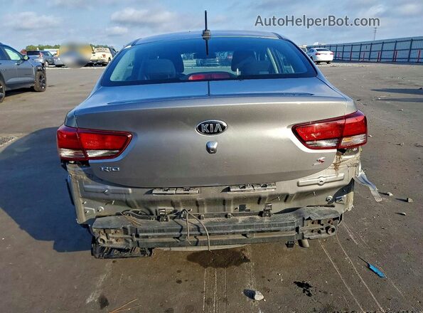 3KPA24AD2ME391379 2021 KIA RIO Gray Rear view