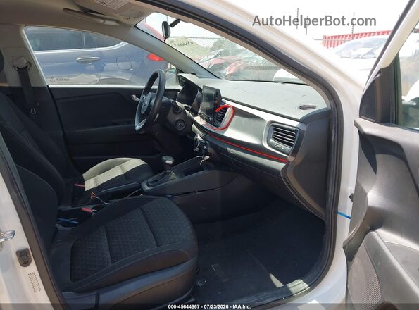 3KPA24AD2ME412182 2021 KIA RIO White წინა სალონის ხედი