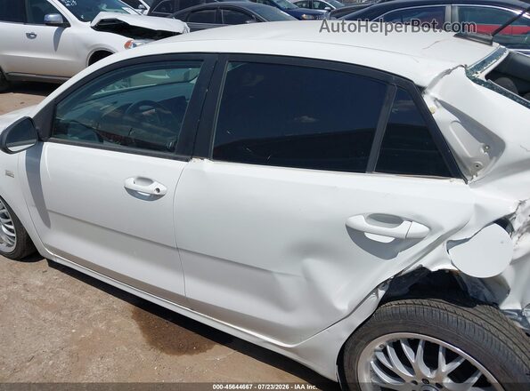 3KPA24AD2ME412182 2021 KIA RIO White სალონის 360-გრადუსიანი ხედი
