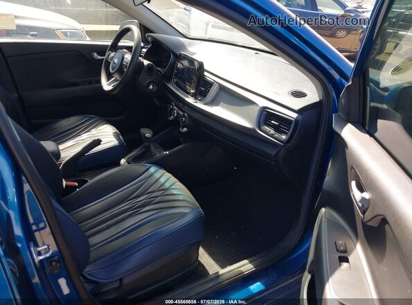 3KPA24AD2ME418628 2021 KIA RIO Blue Front interior view