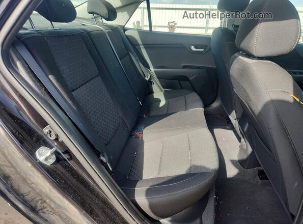 3KPA24AD2NE437083 2022 KIA RIO Black Հետևի նստատեղերի տեսք