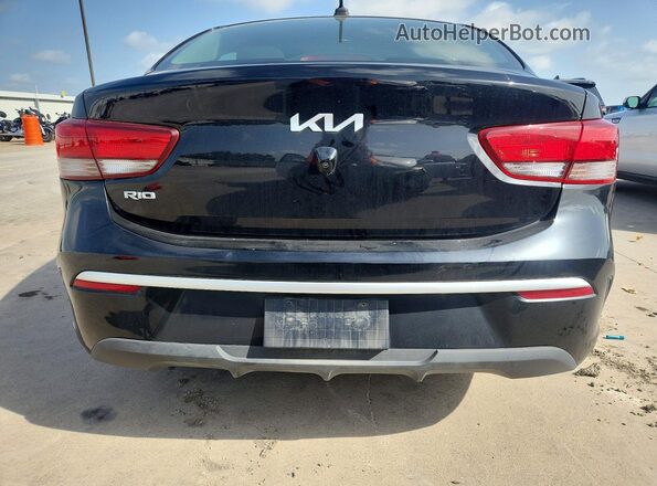 3KPA24AD2NE437083 2022 KIA RIO Black Հետևի տեսք