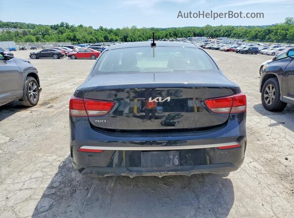 3KPA24AD2NE457947 2022 KIA RIO Black უკანა ხედი