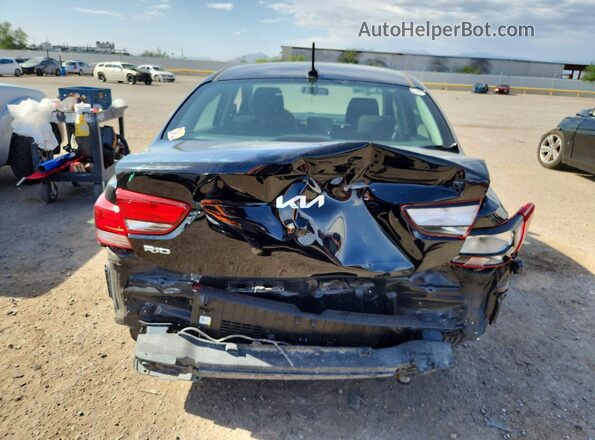 3KPA24AD2NE495064 2022 KIA RIO Black უკანა ხედი