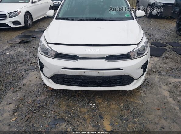 3KPA24AD2PE583342 2023 KIA RIO White Սալոնի հետևի տեսք