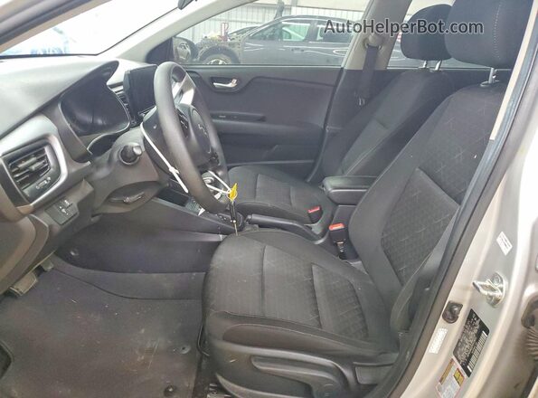 3KPA24AD2PE618655 2023 KIA RIO Silver Սալոնի դիմացի տեսք