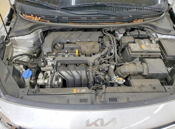 3KPA24AD2PE618655 2023 KIA RIO Silver Սալոնի հետևի տեսք