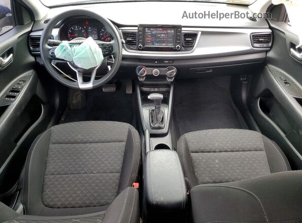 3KPA24AD3LE259584 2020 KIA RIO Blue Dashboard view