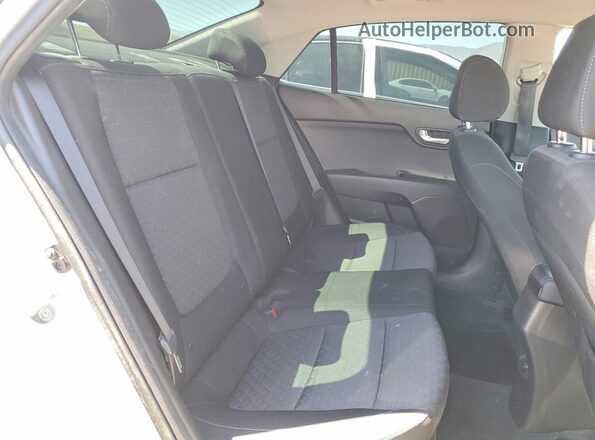 3KPA24AD3ME378480 2021 KIA RIO Silver Rear seats view