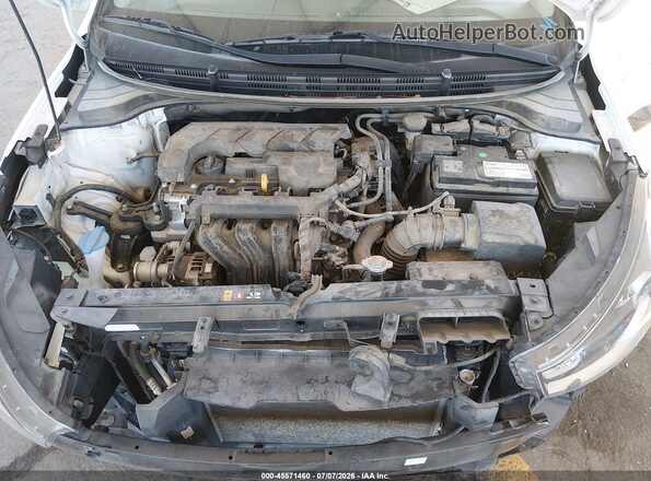 3KPA24AD3ME394128 2021 KIA RIO White Հետևի տեսք