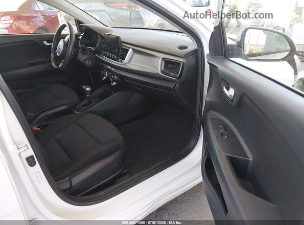 3KPA24AD3ME394128 2021 KIA RIO White Սալոնի դիմացի տեսք