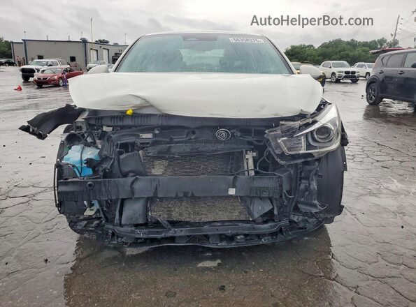 3KPA24AD3NE458203 2022 KIA RIO White Widok z przodu