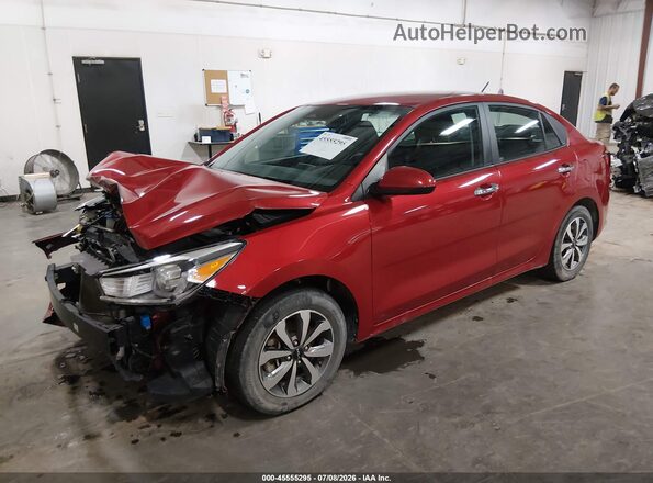 3KPA24AD3PE569644 2023 KIA RIO Red Առջևի ձախ երեք քառորդ տեսարան