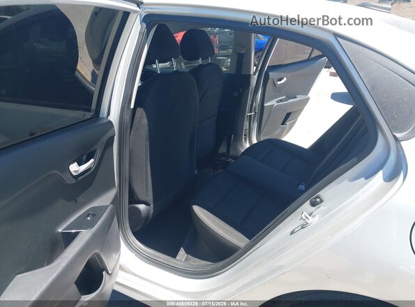 3KPA24AD4LE286292 2020 KIA RIO Silver VIN կոդի պիտակի տեսք