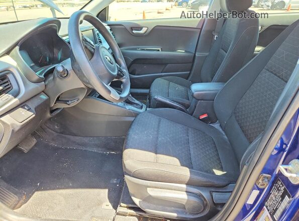 3KPA24AD4LE293808 2020 KIA RIO Blue Front interior view