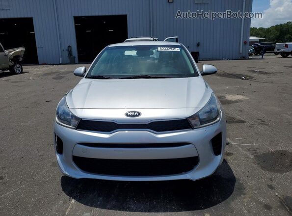 3KPA24AD4LE326967 2020 KIA RIO Silver Front view