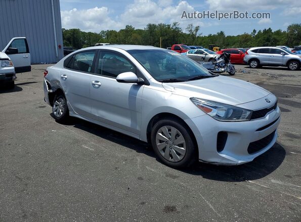 3KPA24AD4LE326967 2020 KIA RIO Silver Front right