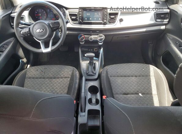3KPA24AD4LE326967 2020 KIA RIO Silver Dashboard view
