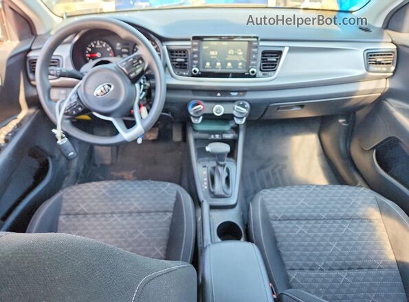 3KPA24AD4LE346524 2020 KIA RIO Blue Dashboard view