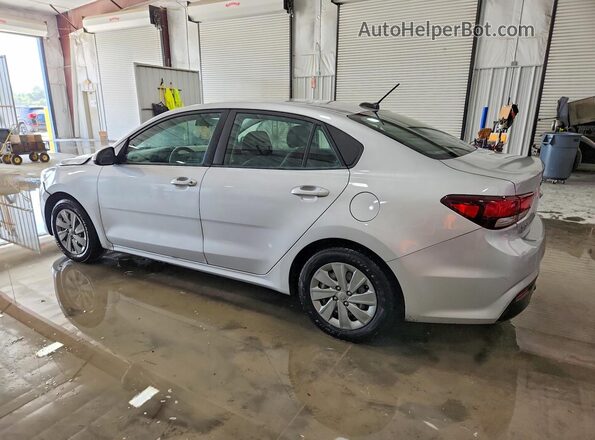 3KPA24AD4LE355563 2020 KIA RIO Серебряный Задняя левая четверть