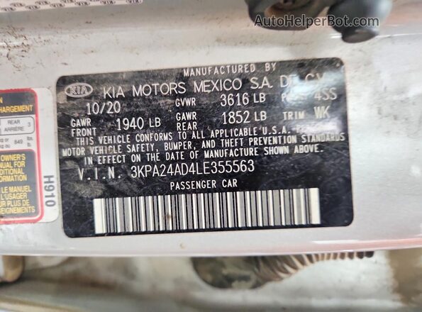 3KPA24AD4LE355563 2020 KIA RIO Серебряный Вид подкапотного пространства