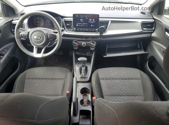 3KPA24AD4ME378116 2021 KIA RIO Silver Dashboard view