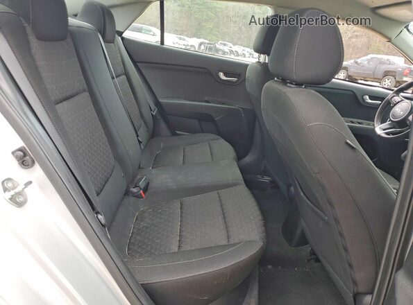 3KPA24AD4PE618351 2023 KIA RIO Silver Հետևի նստատեղերի տեսք
