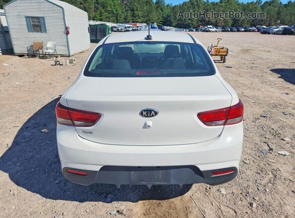 3KPA24AD5LE329635 2020 KIA RIO White უკანა ხედი