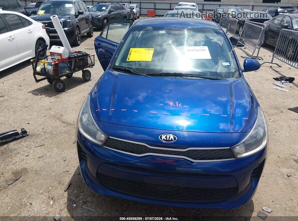 3KPA24AD5LE336813 2020 KIA RIO Blue უკანა სალონის ხედი