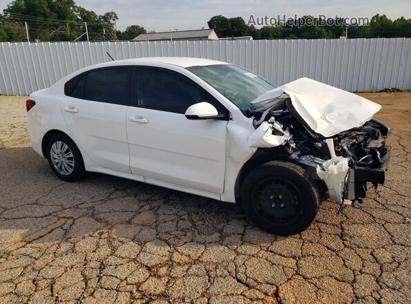 3KPA24AD5ME365312 2021 KIA RIO White Front right