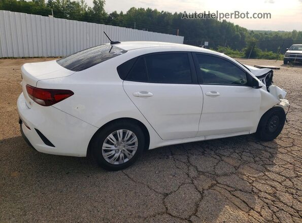 3KPA24AD5ME365312 2021 KIA RIO White Rear right