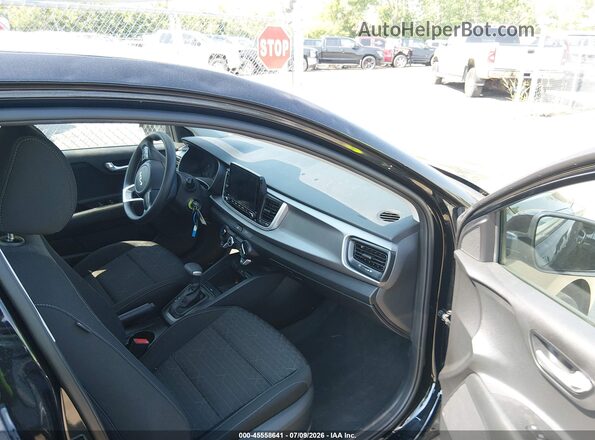 3KPA24AD5PE628709 2023 KIA RIO Black Vista interior delantera
