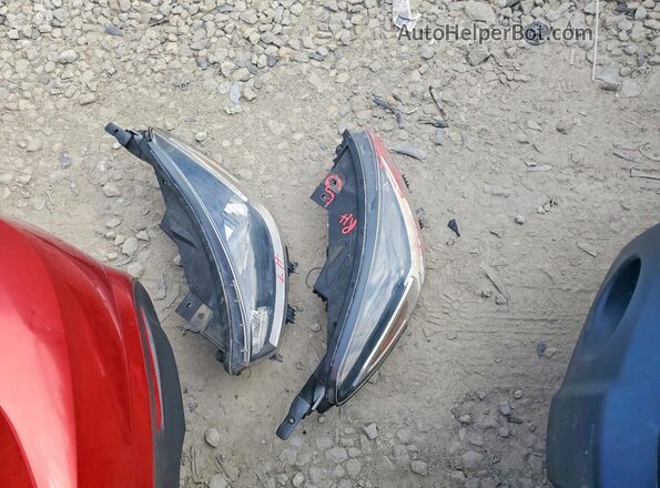 3KPA24AD6LE288142 2020 KIA RIO Red Engine compartment view