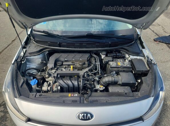 3KPA24AD6ME420754 2021 KIA RIO Silver Սալոնի հետևի տեսք