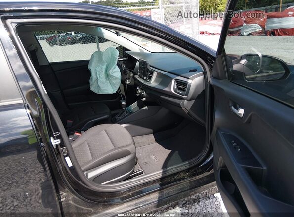 3KPA24AD6ME429065 2021 KIA RIO Черный Вид салона спереди