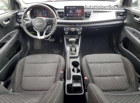 3KPA24AD6NE491096 2022 KIA RIO Silver Вид панелі приладів