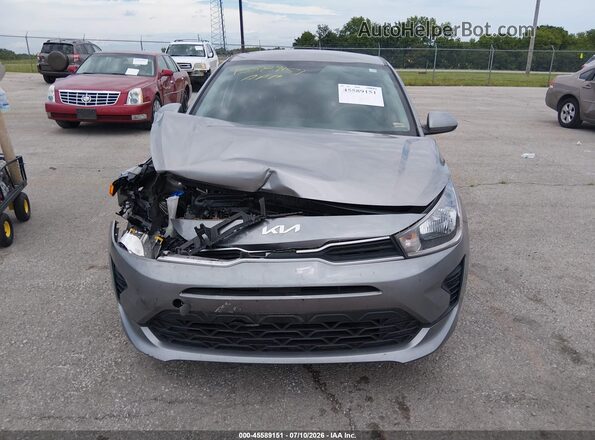 3KPA24AD6PE553082 2023 KIA RIO Silver Вид задньої частини салону