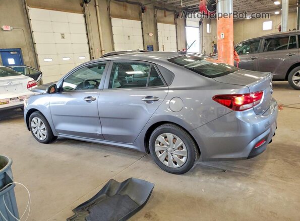 3KPA24AD7LE319639 2020 KIA RIO Gray Trasero izquierdo