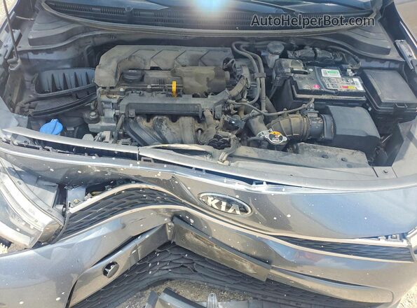 3KPA24AD7LE335940 2020 KIA RIO Gray Widok wnętrza z tyłu