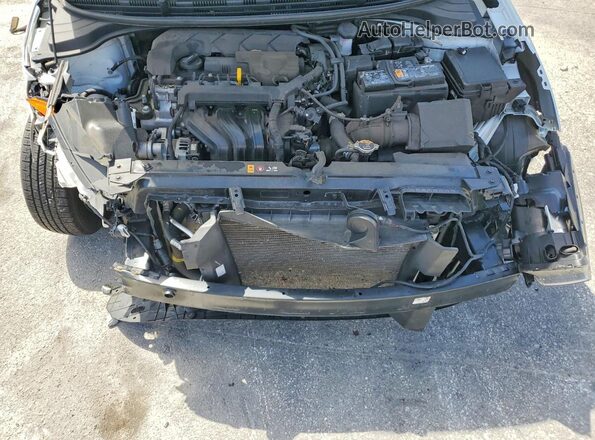 3KPA24AD7ME404708 2021 KIA RIO White უკანა სალონის ხედი