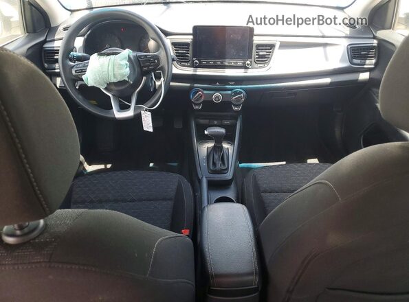 3KPA24AD7ME404708 2021 KIA RIO White წინა პანელის ხედი